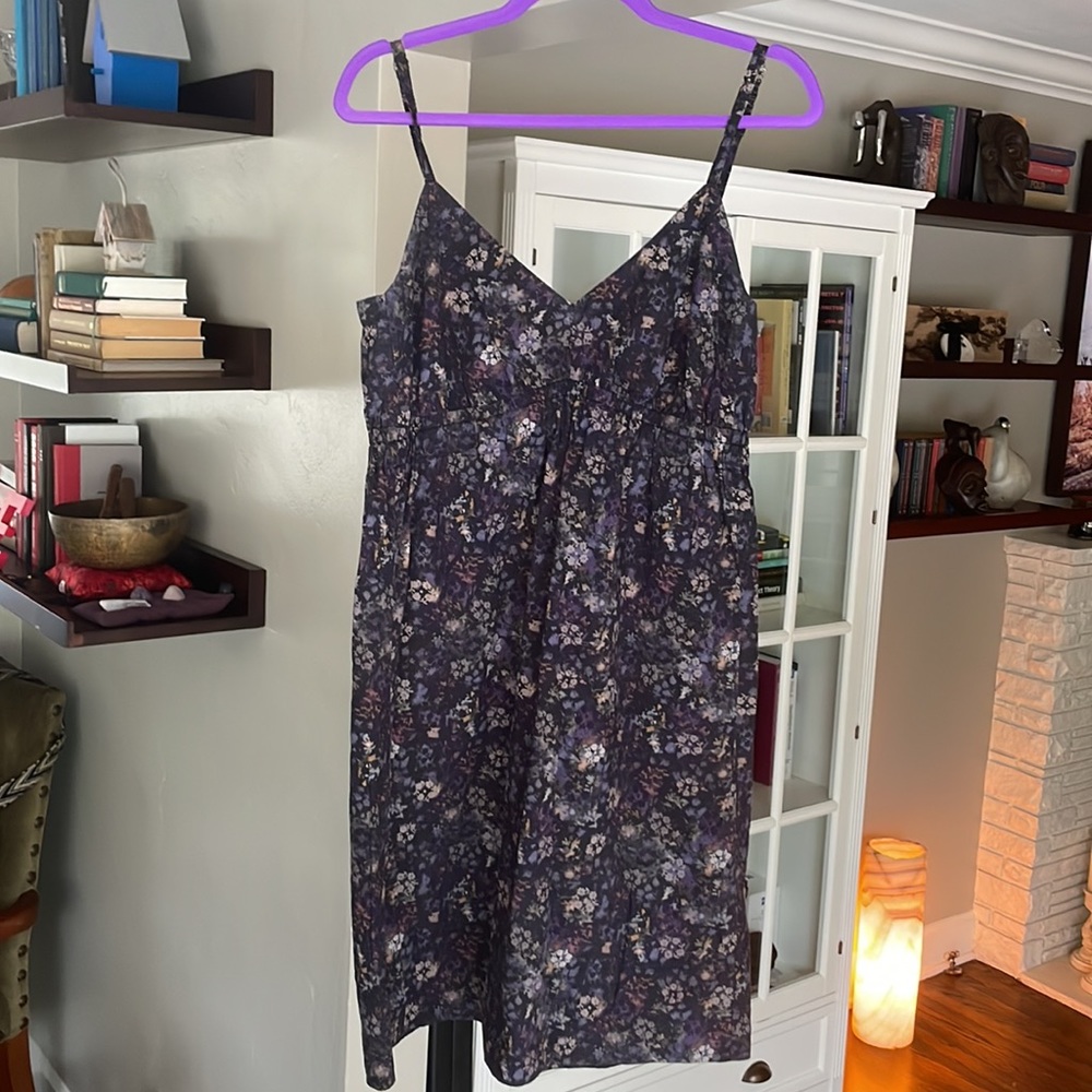 Malia Mills Size 10 Dress - gorgeous multicolored flower print!